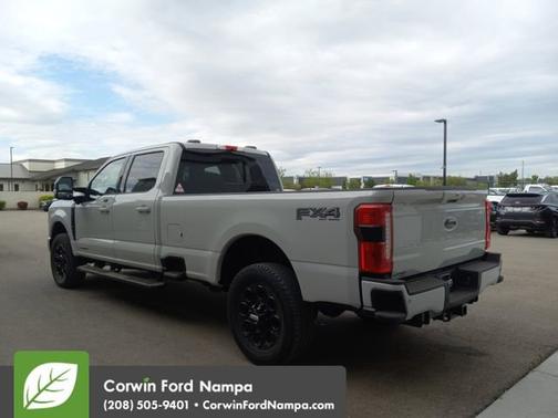 2025 Ford F-350 LARIAT