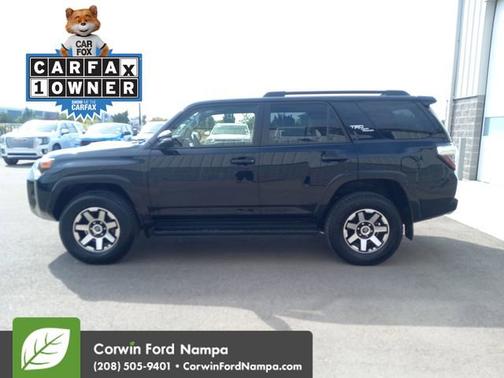 2024 Toyota 4Runner TRD Off Road