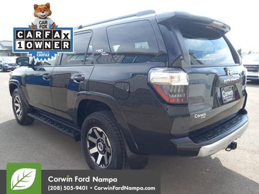 2024 Toyota 4Runner TRD Off Road