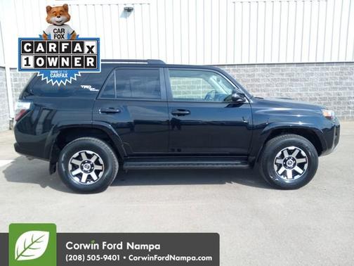 2024 Toyota 4Runner TRD Off Road