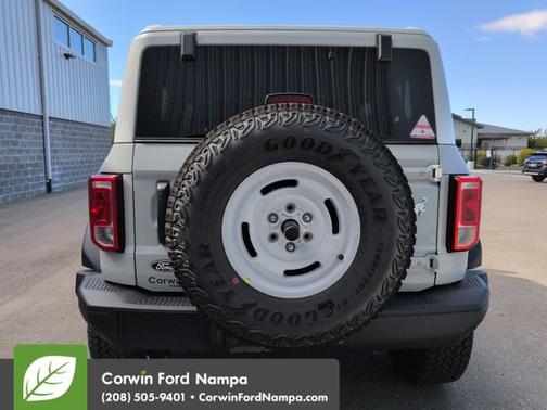 Avalanche Gray 2026 Ford Bronco Heritage Edition