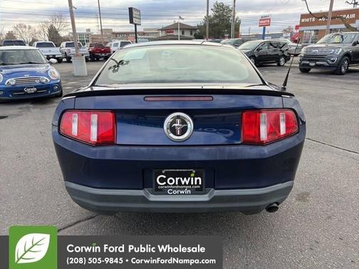 2010 Ford Mustang V6