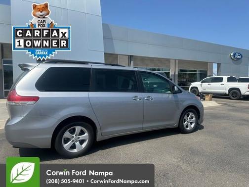 2012 Toyota Sienna LE