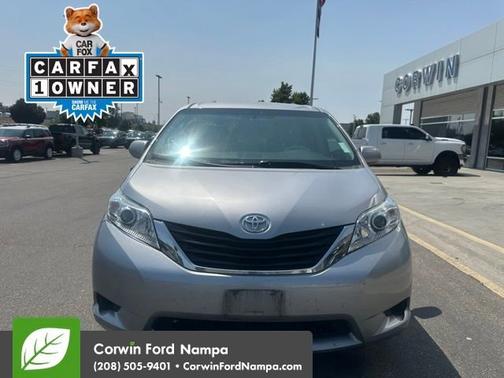 2012 Toyota Sienna LE