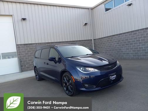 2019 Chrysler Pacifica Touring-L Plus