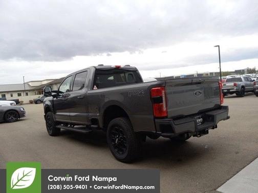 2025 Ford F-350 LARIAT