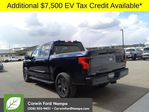 2025 Ford F-150 Lightning Flash