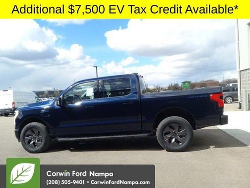 2025 Ford F-150 Lightning Flash