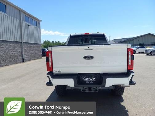 2025 Ford F-350 LARIAT
