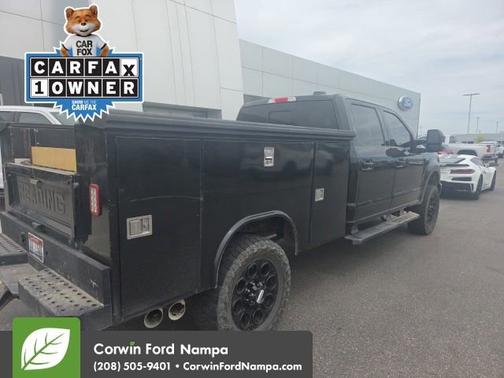 Black Metallic 2022 Ford F-350 LARIAT