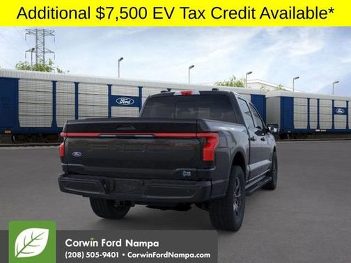 2025 Ford F-150 Lightning LARIAT