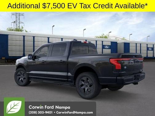 2025 Ford F-150 Lightning LARIAT