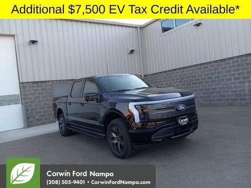 2025 Ford F-150 Lightning LARIAT