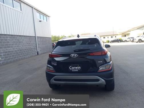 2022 Hyundai KONA SEL