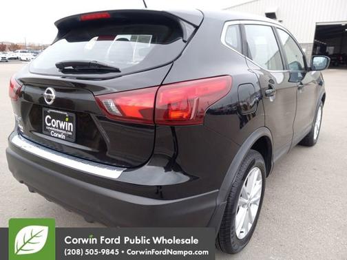 2017 Nissan Rogue Sport S