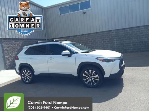 2022 Toyota Corolla Cross XLE