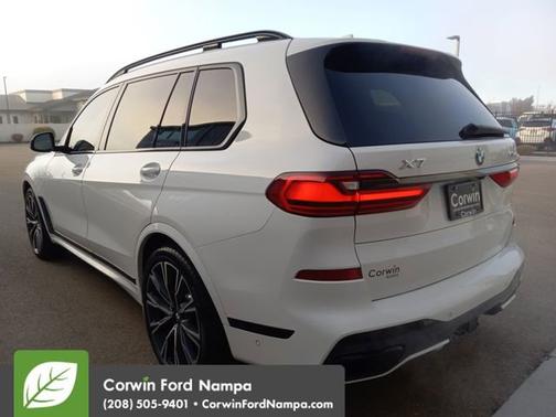 2022 BMW X7 xDrive40i