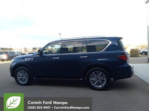 2024 INFINITI QX80 LUXE