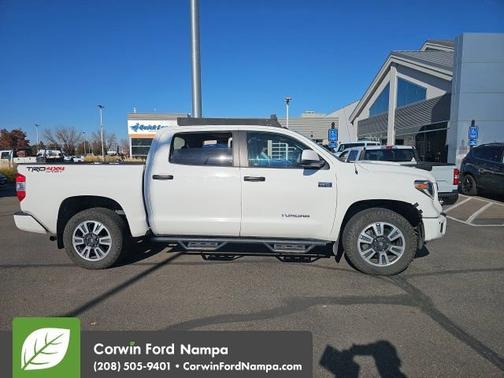 2018 Toyota Tundra SR5