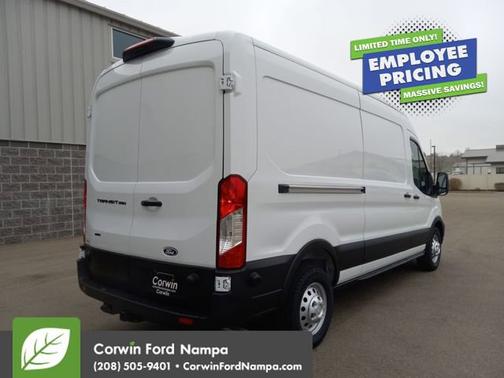 Oxford White 2026 Ford Transit-250