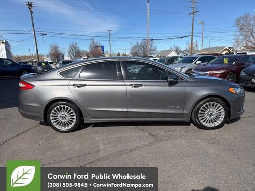2014 Ford Fusion Titanium Hybrid