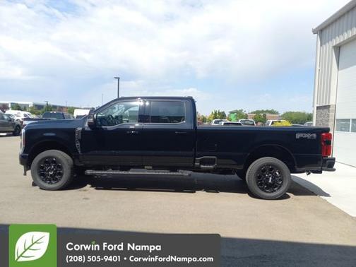 2025 Ford F-350 LARIAT