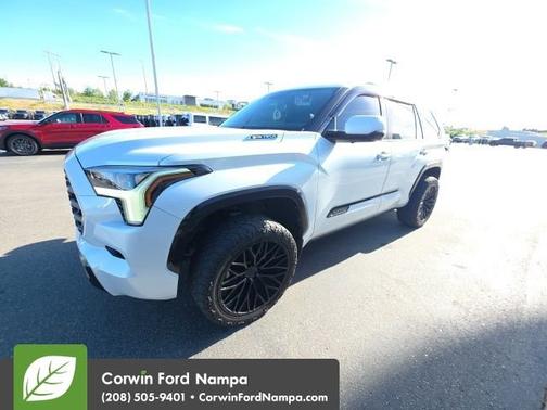 Wind Chill Pearl 2024 Toyota Sequoia Platinum