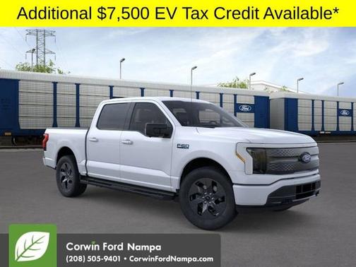 2025 Ford F-150 Lightning Flash