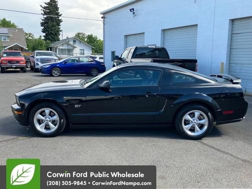 2007 Ford Mustang GT Deluxe
