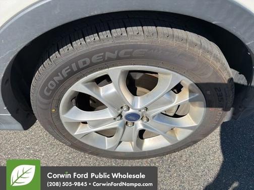 White Platinum 2013 Ford Escape SEL