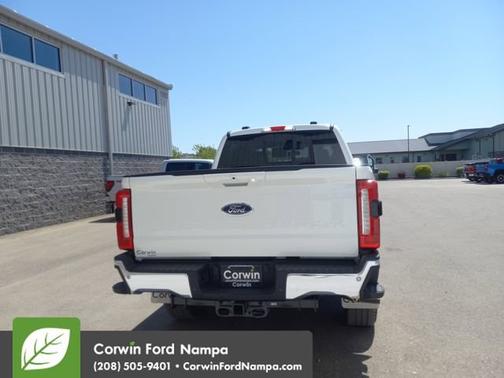 2025 Ford F-350 LARIAT