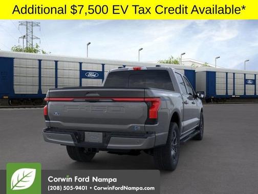 2025 Ford F-150 Lightning LARIAT
