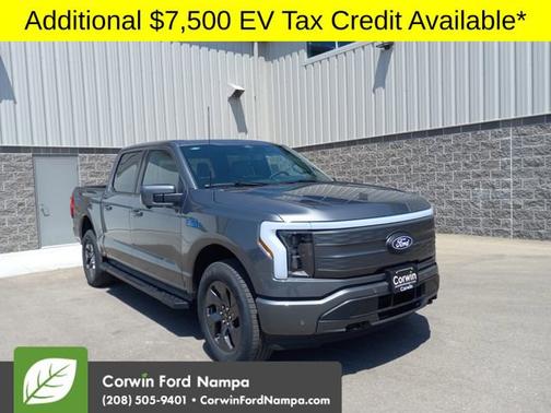 2025 Ford F-150 Lightning LARIAT