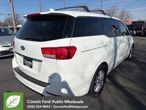 2017 Kia Sedona LX