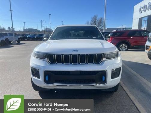 2022 Jeep Grand Cherokee 4xe Overland