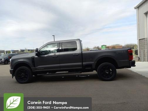 2025 Ford F-350 LARIAT