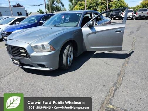 2011 Dodge Charger SE