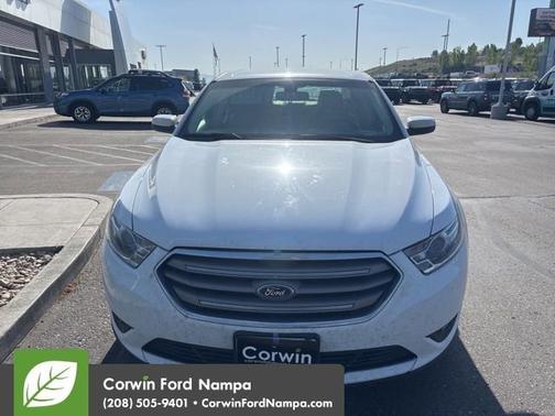 2017 Ford Taurus SEL