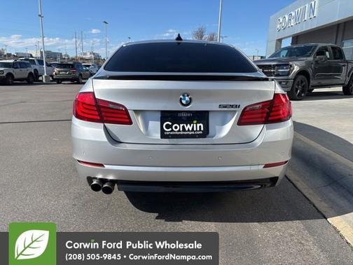2012 BMW 528 i