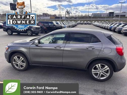 2017 Mercedes-Benz GLA 250 Base 4MATIC