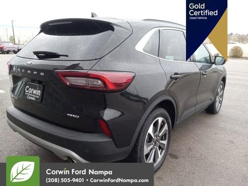 2025 Ford Escape Platinum