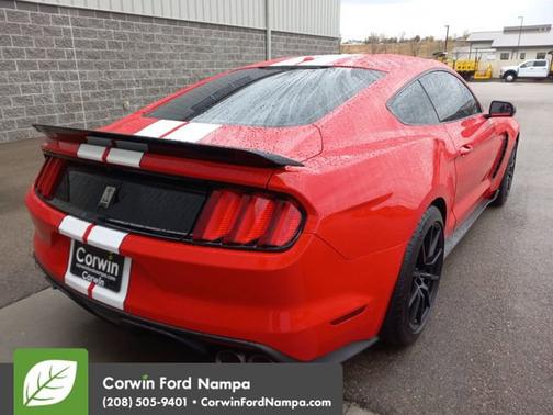 2018 Ford Shelby GT350 Base
