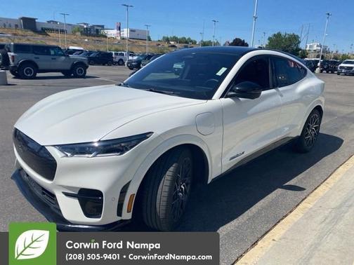 2022 Ford Mustang Mach-E GT