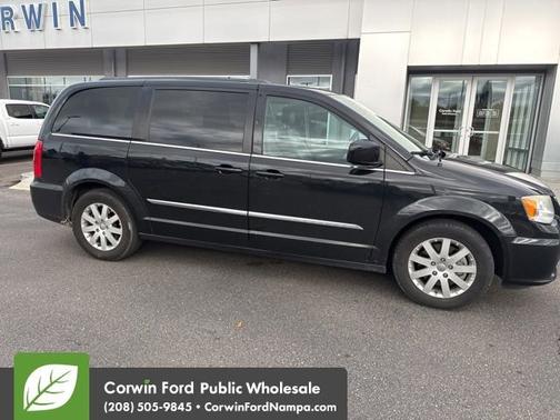 2014 Chrysler Town & Country Touring