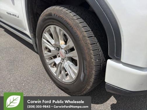 White Frost Tricoat 2022 GMC Sierra 1500 Denali