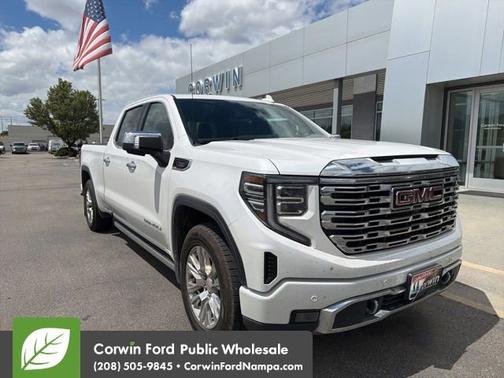 White Frost Tricoat 2022 GMC Sierra 1500 Denali