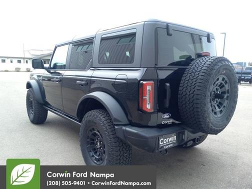 Shadow Black 2026 Ford Bronco Badlands