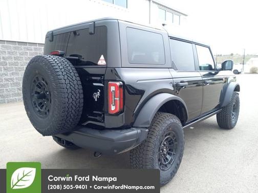 Shadow Black 2026 Ford Bronco Badlands