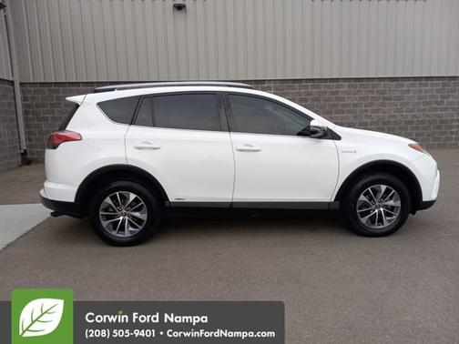 2017 Toyota RAV4 Hybrid XLE