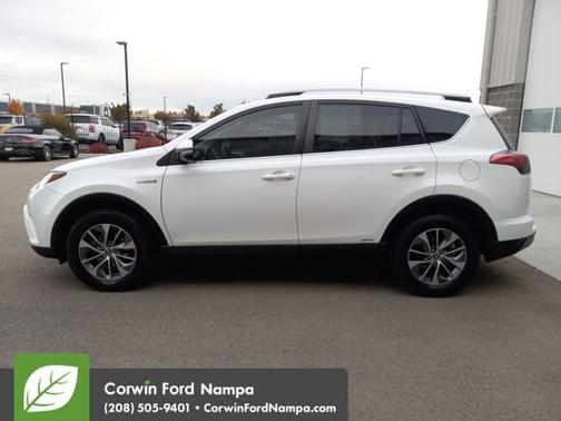 2017 Toyota RAV4 Hybrid XLE